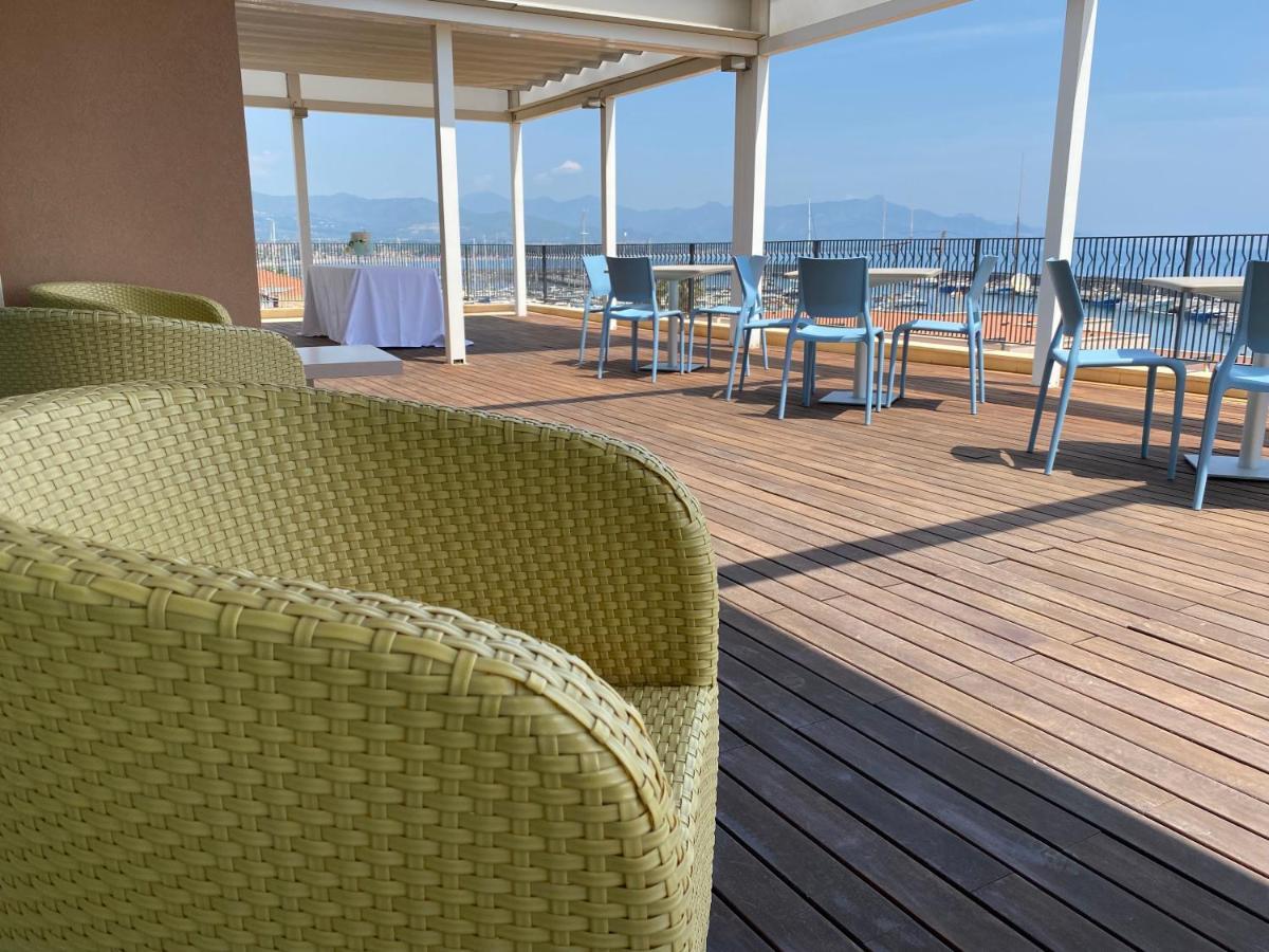 Grand Hotel Yachting Palace Riposto Exterior foto